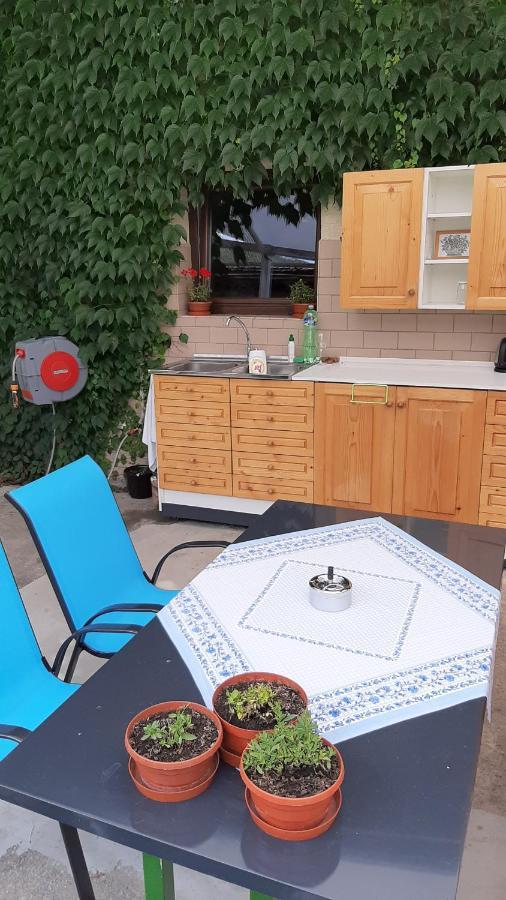 Ferienwohnung U Mna Doma Lucatin Exterior foto