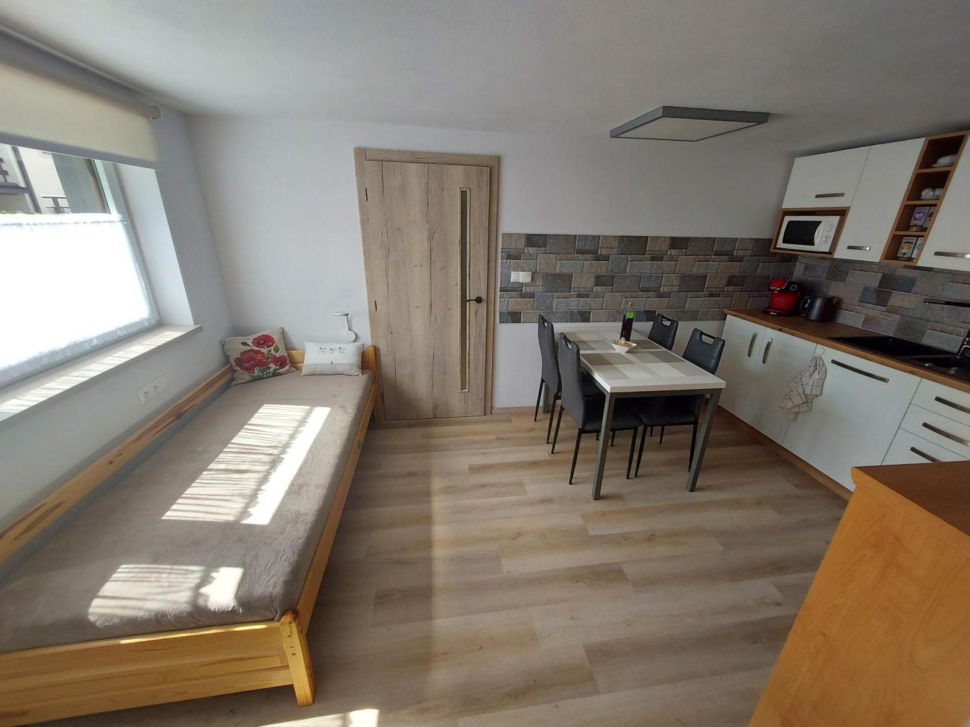 Ferienwohnung U Mna Doma Lucatin Exterior foto