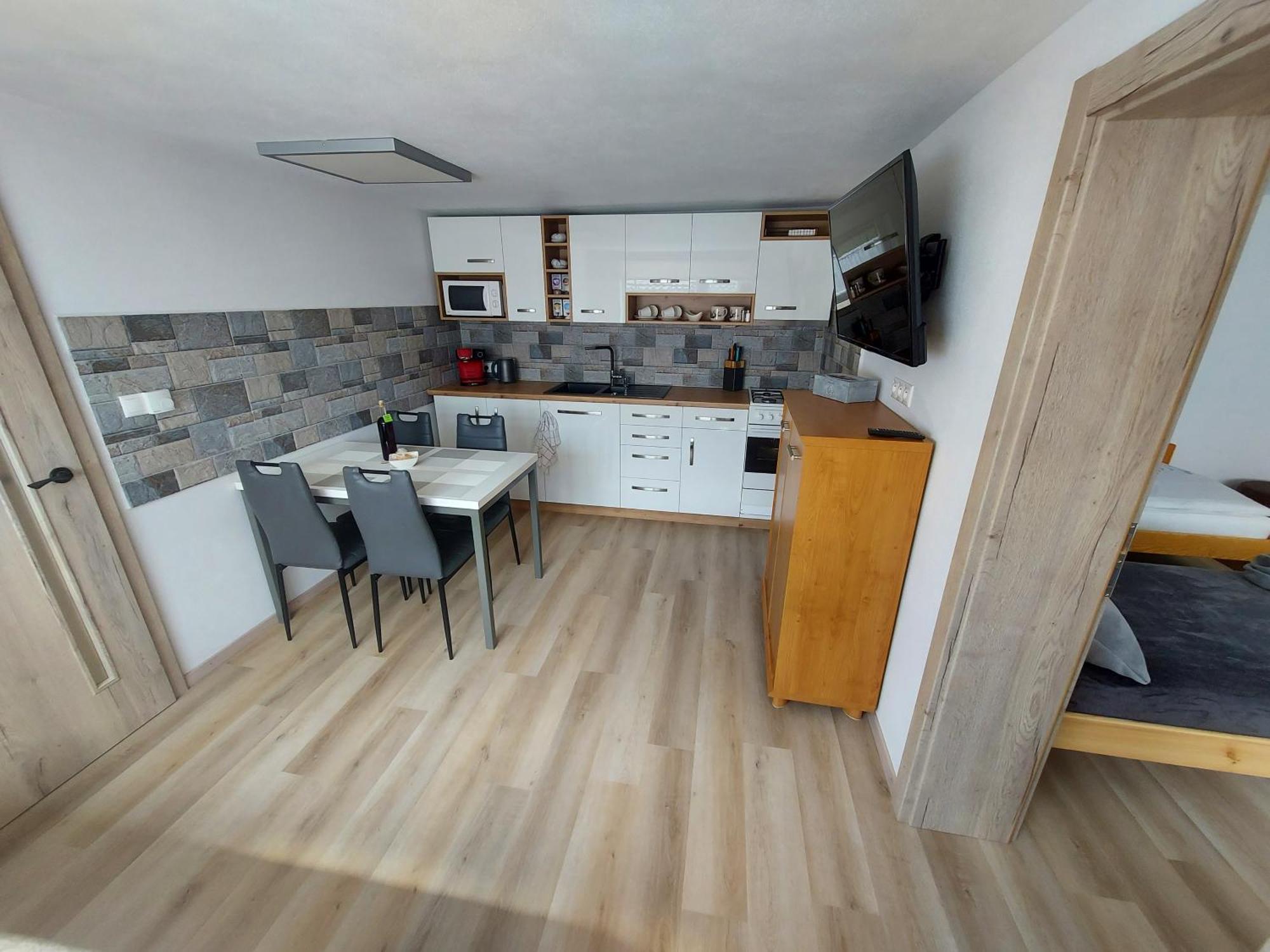 Ferienwohnung U Mna Doma Lucatin Exterior foto